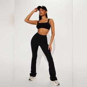 Fashion Nova 2XL Flare 37" Inseam